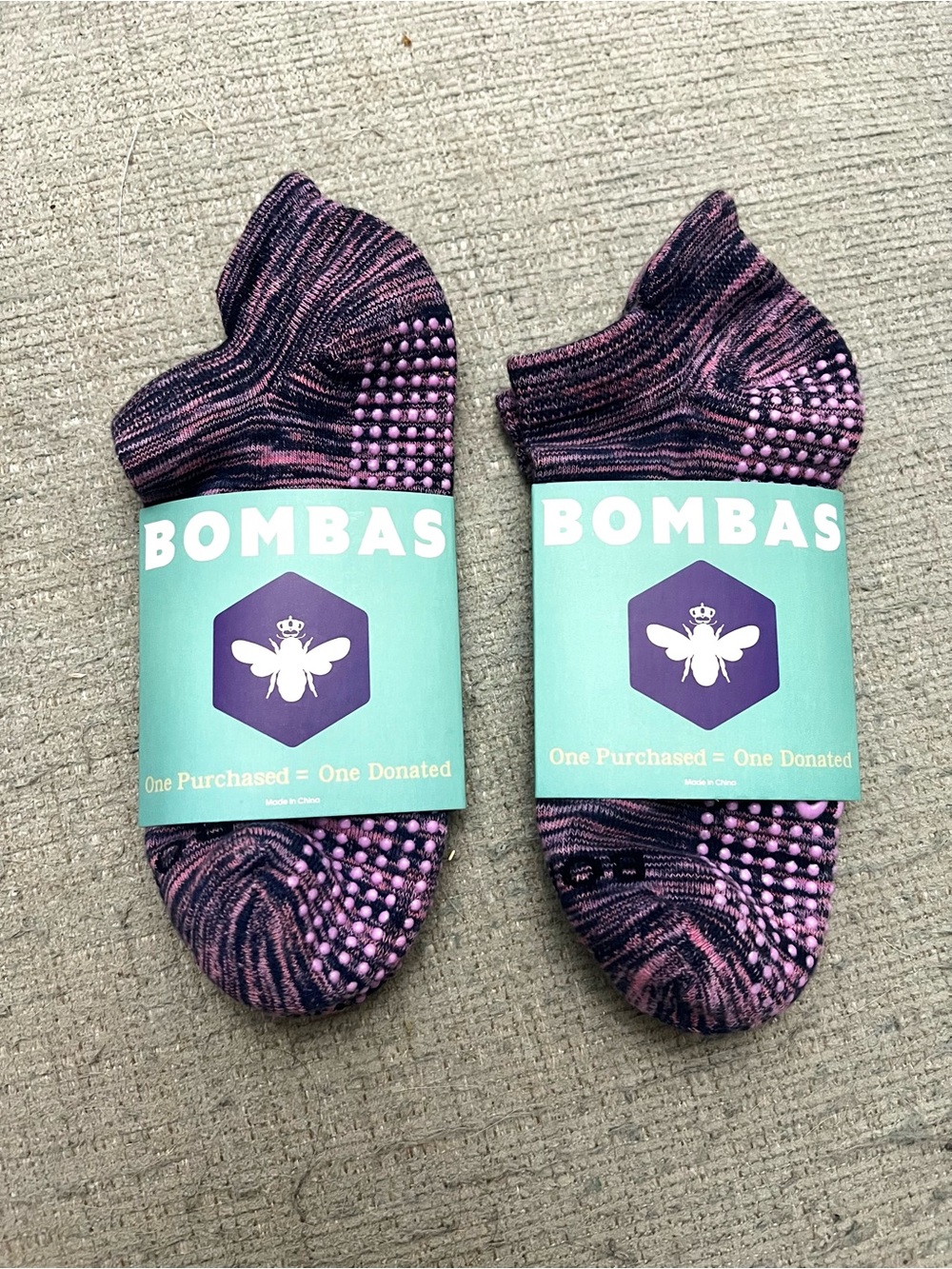 2 pairs Bombas Women's Purple Gripper Ankle Socks M Pilates Barre Cotton Comfort